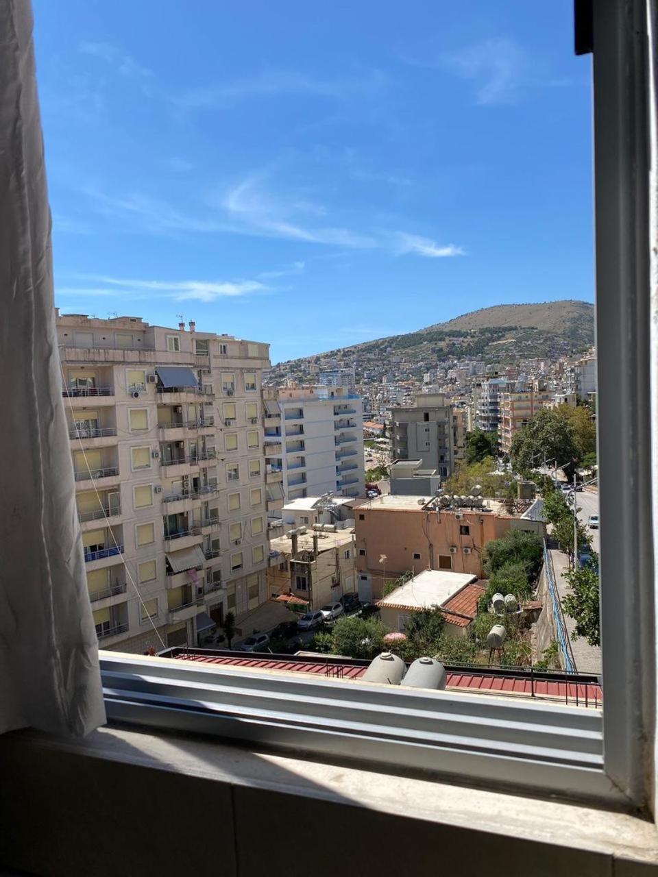 Tulipani Apartments Near Promenade Sarandë エクステリア 写真